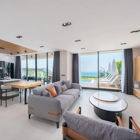 Villa Aura A *