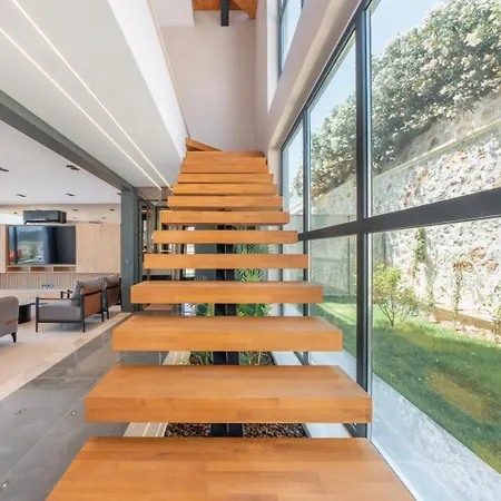 Villa Aura A *